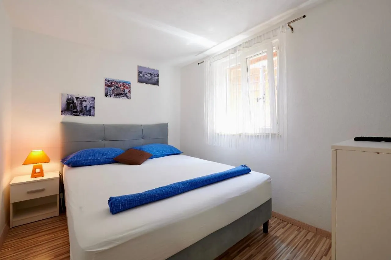 Apartments Lea Trogir Croatia