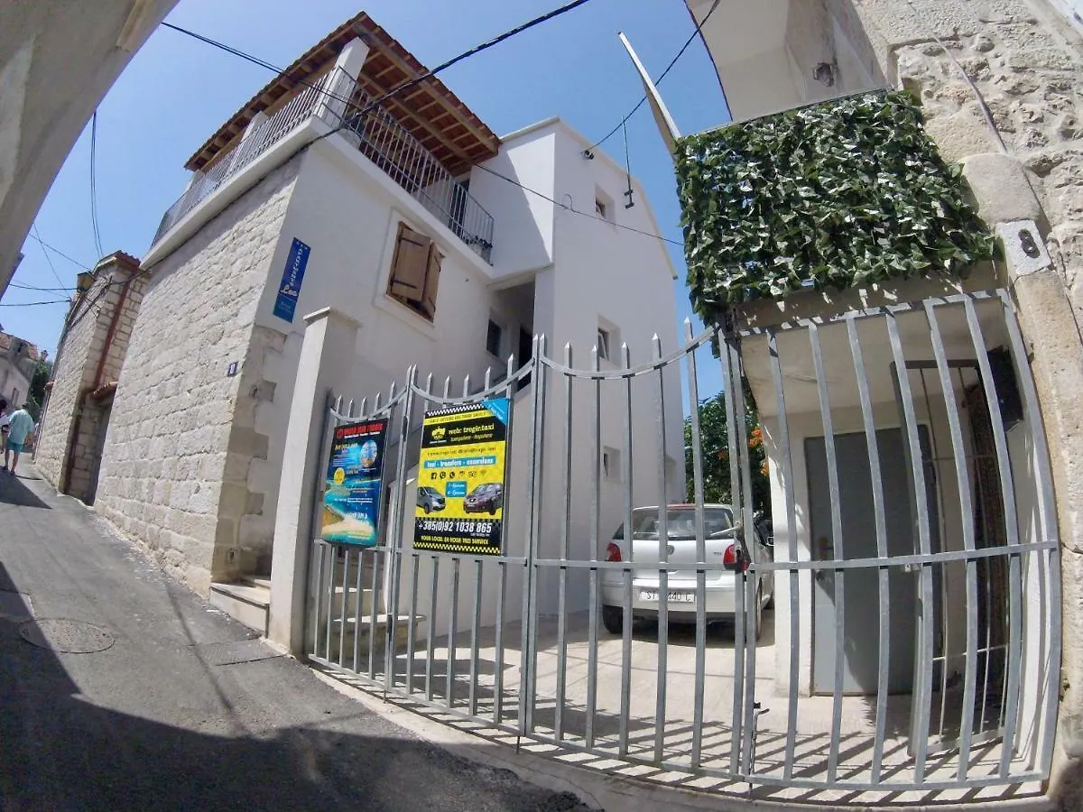 Apartments Lea Trogir Хорватия
