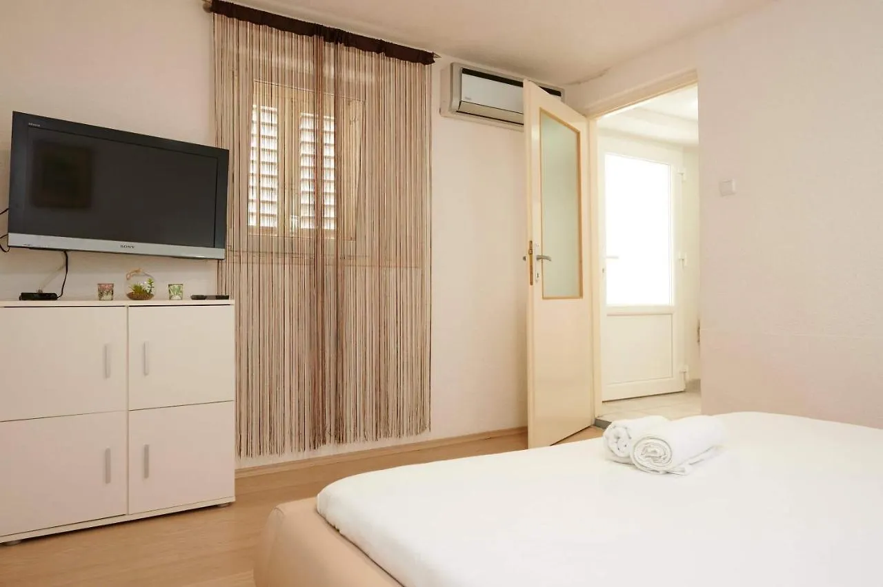 Apartments Lea Trogir