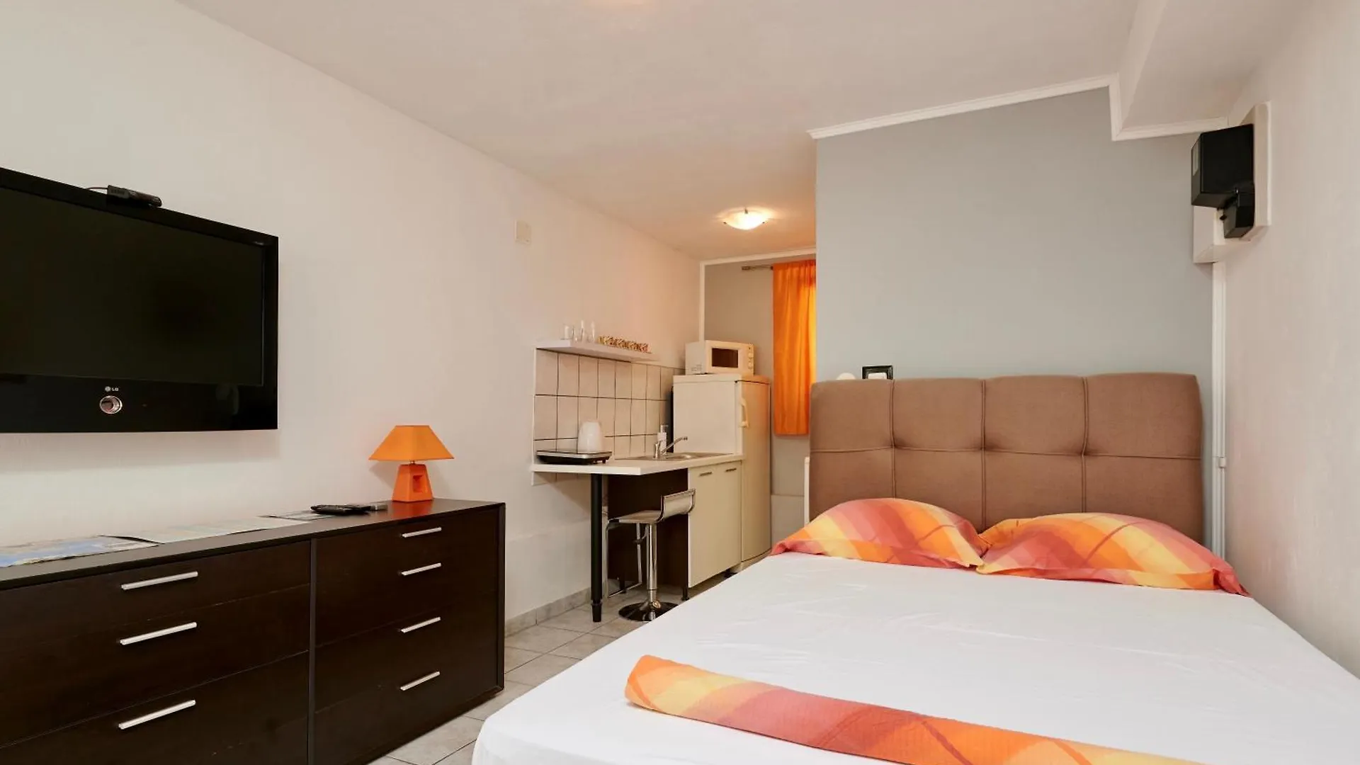 Apartments Lea Trogir